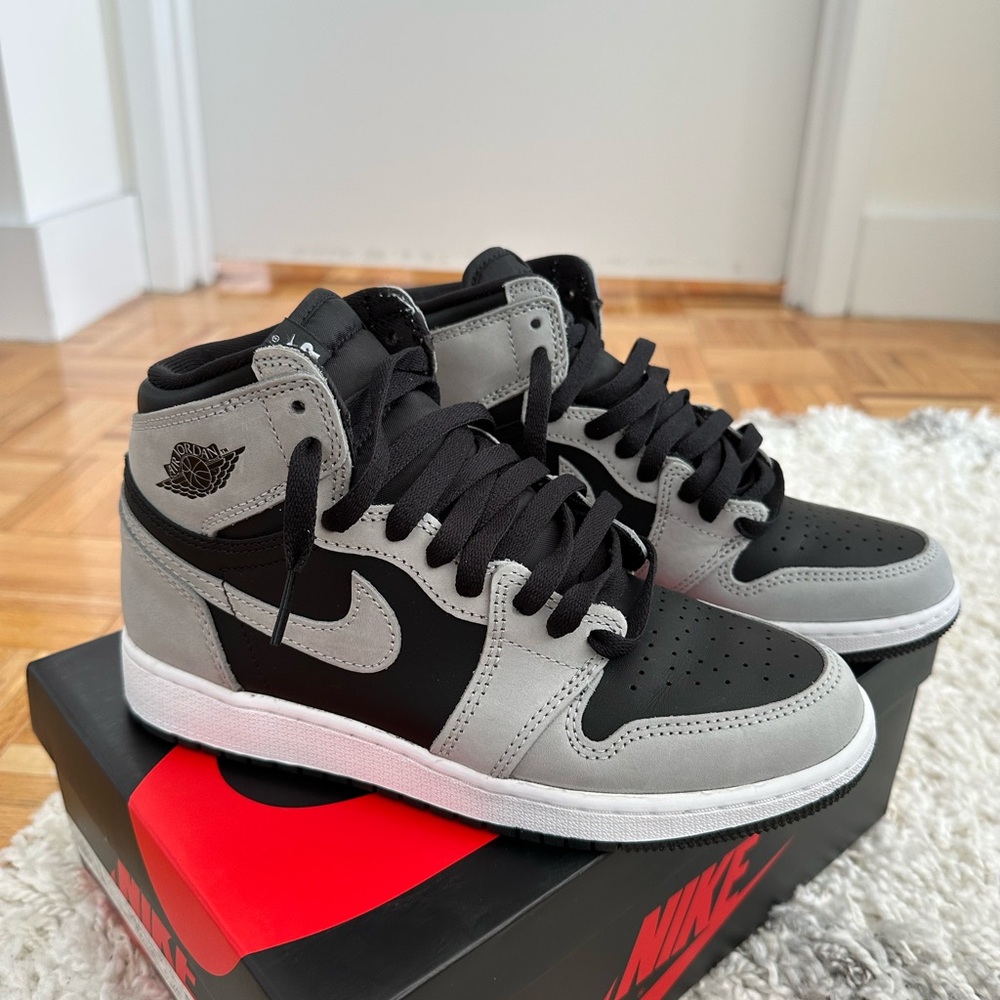 Air Jordan 1 Retro High OG Black and Gray Sneakers